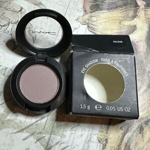 MAC COSMETICS BNIB VELOUR Satin eyeshadow VERY RARE ORIGNAL RELEASE Taupe